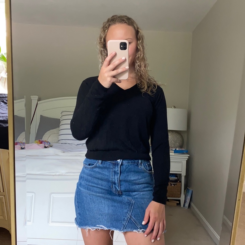 Black Cropped Sweater